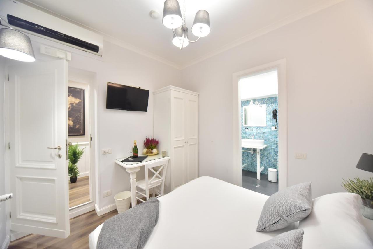 Sacconi Palace Suite Roma Exterior foto