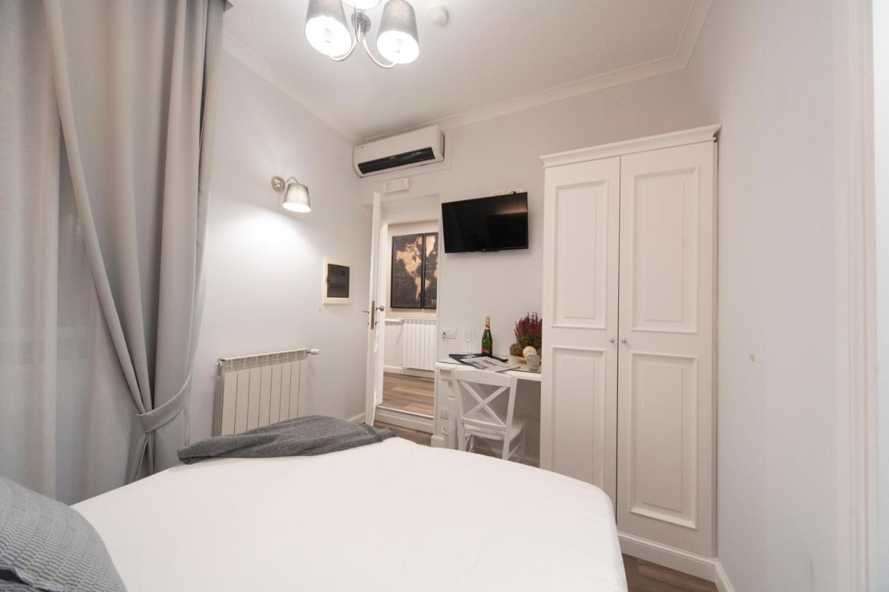 Sacconi Palace Suite Roma Exterior foto
